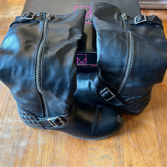 Material Girl Tall Black Slouchy Boot w/Zippers from Macy’s. Original Box. Sz 8 - Picture 9 of 16